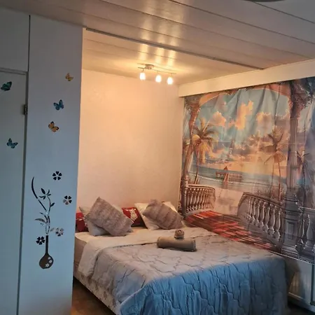 Pikku Kodikas Koti Apartment *