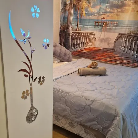 Pikku Kodikas Koti Apartment